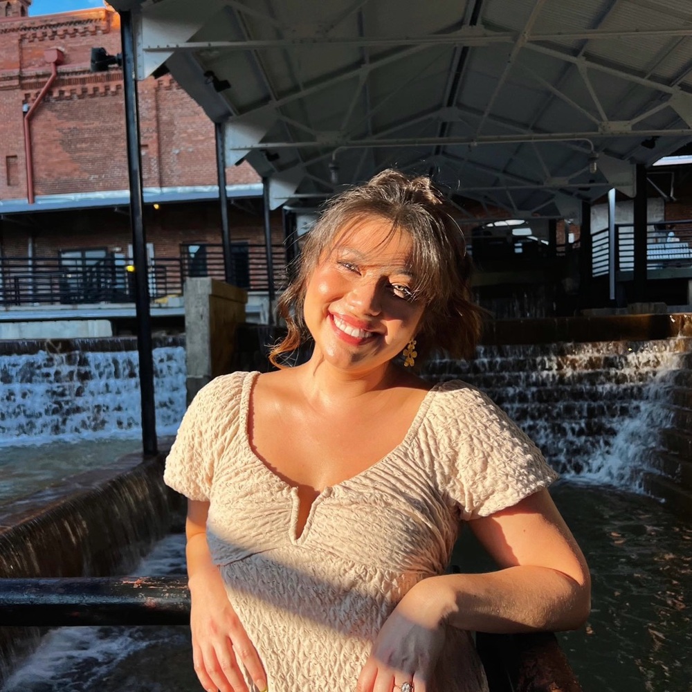 Meet your Posher, Rebecca